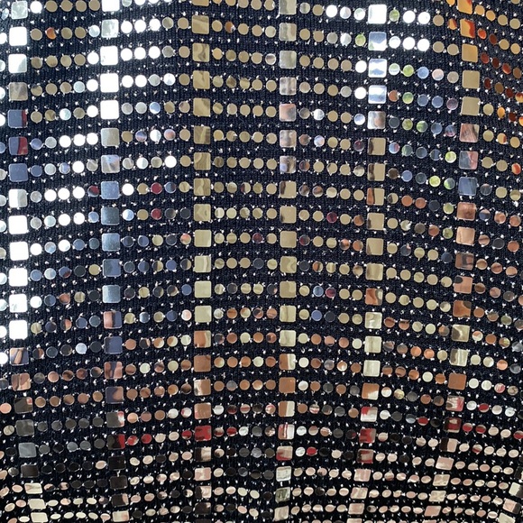 Zara Beautiful shimmering sexy halter top with tie around neck - Picture 4 of 12